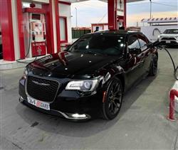 کرایسلەر 300